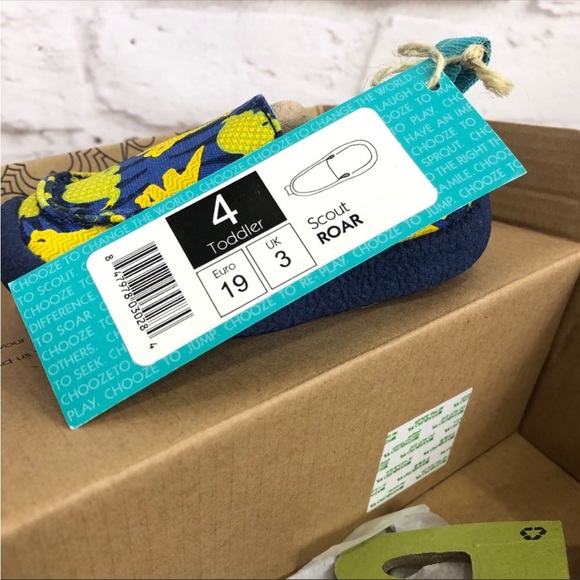 CHOOZE Scout Roar blue slip ons with orange and yellow dinosaurs - Picture 5 of 8